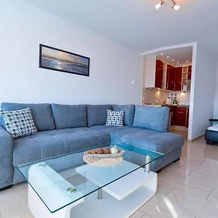 Апартаменты Strandhochhaus Shb6